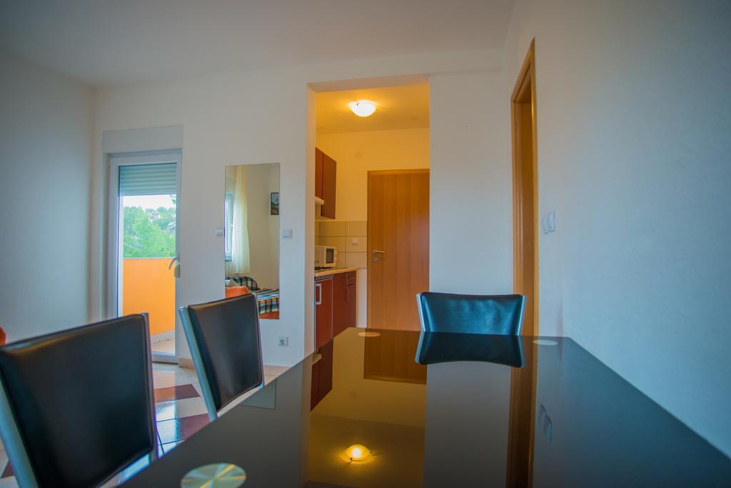 Apartments Nina Promajna Exterior photo